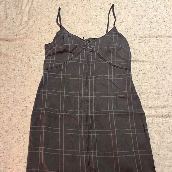 Topshop Dresses & Skirts - Topshop Grey Plaid Midi Dress